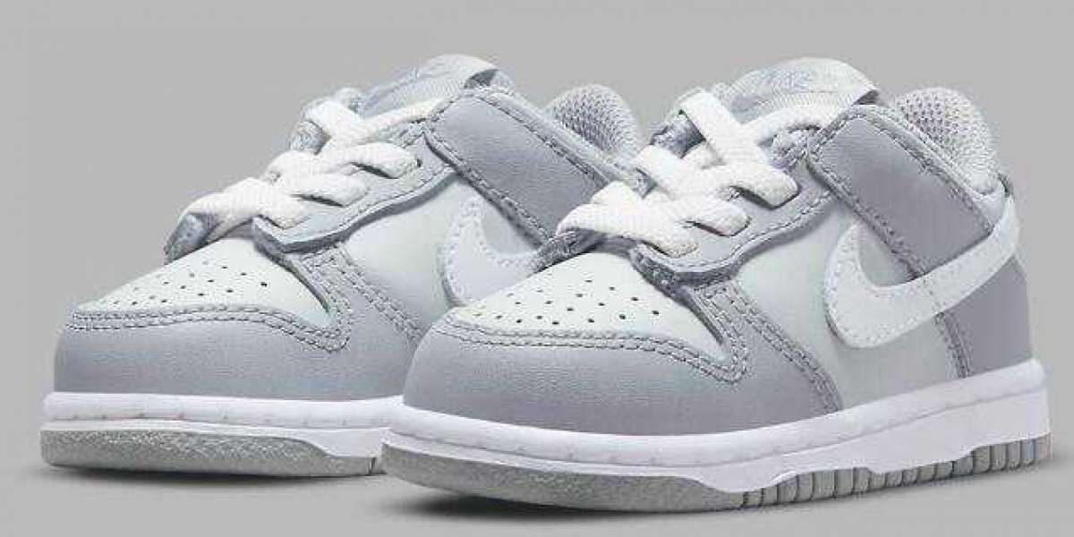 Nike Dunk Low Dress Up With Two-Toned Grey
