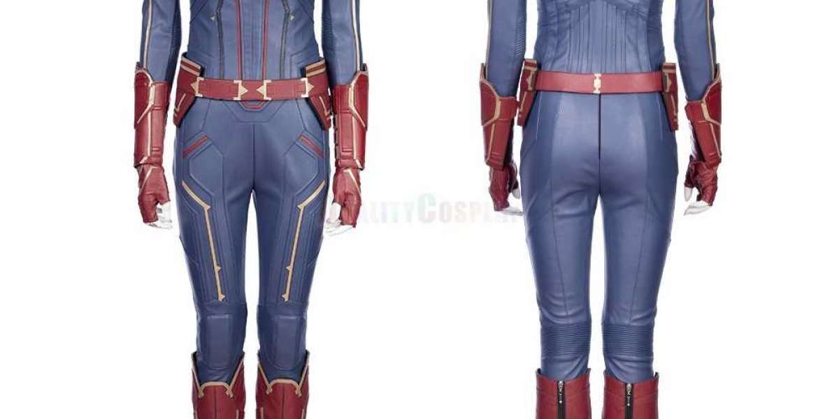 How to Pull off a Great Captain Marvel Cosplay