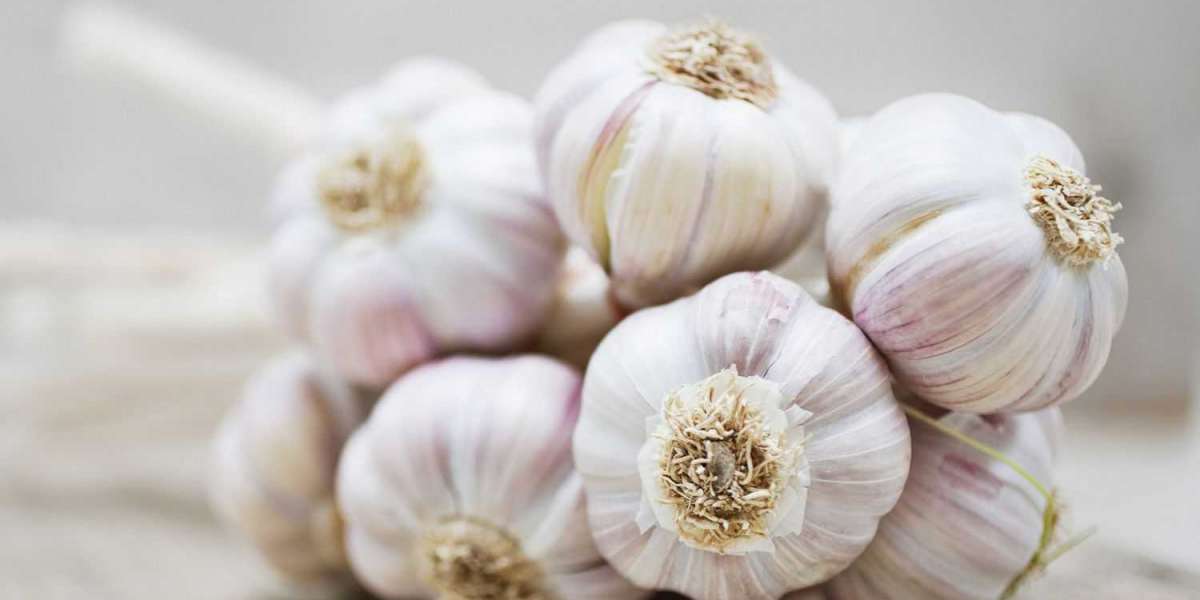 Is garlic beneficial to men's health?