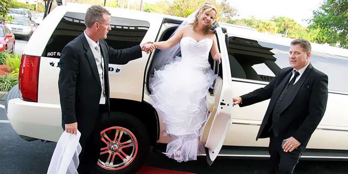 Arrive in Grandeur: Exclusive Wedding Car Service