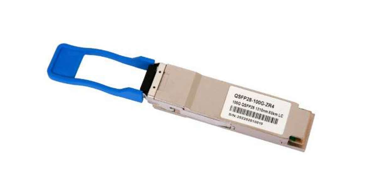 How does QSFP28-100G-ZR4 Optical Transceiver enable long-distance transmission?