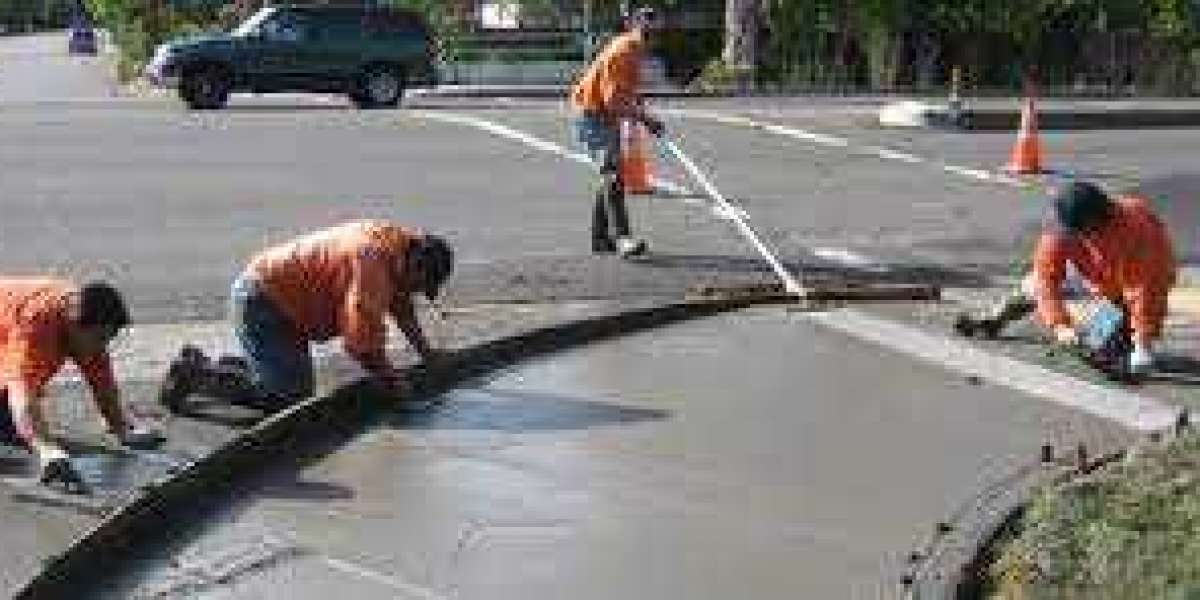 Who is responsible for sidewalk repairs in NYC?